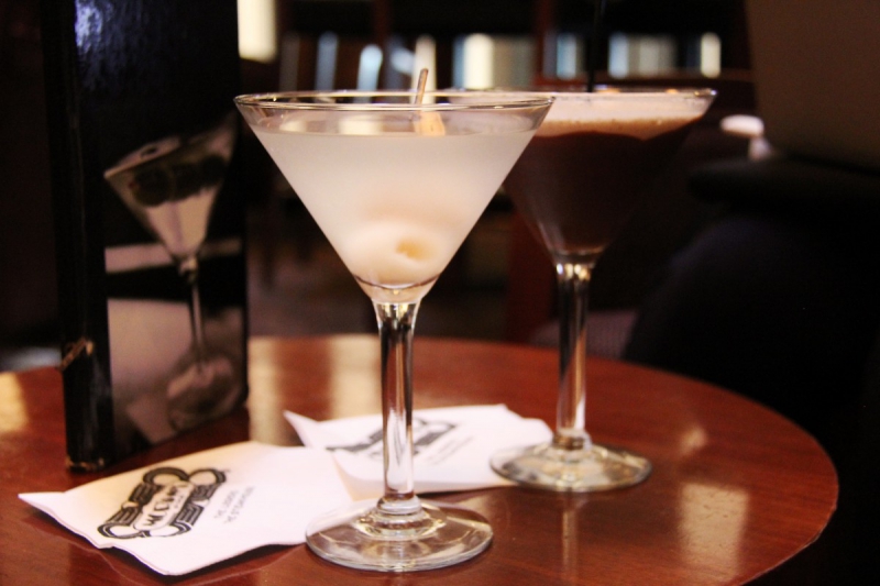 brasserie-LA ROQUE EN PROVENCE-min_martini_bar_lychee_chocolate_alcohol_liquor_happy_hour_happy-910161